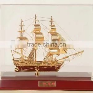 Luxury Shinning Sailing Boat , Ship Model For Home Decoration thumbnail-1