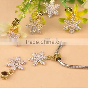 50pcs Gold Christmas Snowflake Crystal Rhinestone Charms Pendant Beaded Jewelry Findings thumbnail-2