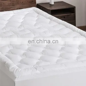 Premium Healthy Smooth Waterproof 500GSM Thicker Bed Bug Hotel Topper Mattress Pads thumbnail-2