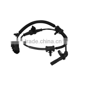 High Quality ABS SENSOR/WHEEL SPEED Sensor for OEM:12841616 thumbnail-1