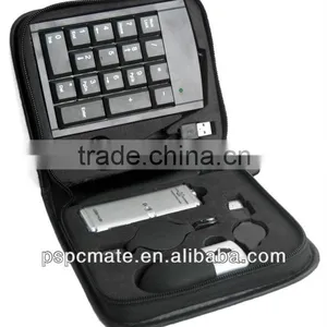 Usb Travel Set in White thumbnail-1