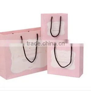 Special Best Selling Glossy Paper Gift Bag thumbnail-3