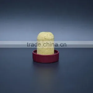Red Plastic Top With Wooden Cork for Glass Bottle thumbnail-1