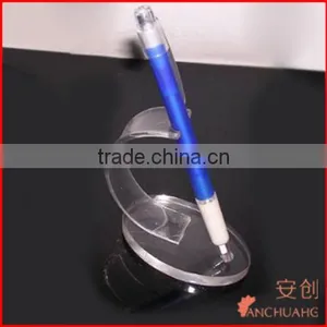 Brush Pot thumbnail-1