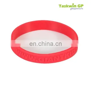 Cheap Price High Quality Embossed Custom Logo Silicone Wristband thumbnail-1