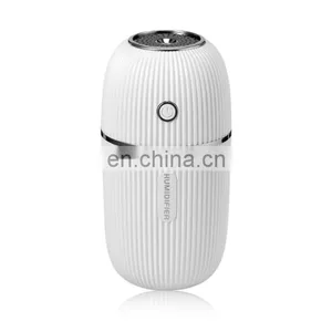 Simple Humidifier USB Mini Car Air Purifier Air Cleaner thumbnail-1