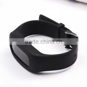 Bluetooth Earphone Type Dismountable Smart Bracelet With OLED Display thumbnail-5