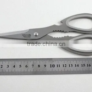Kitchen Scissors With Bottle Opener thumbnail-2