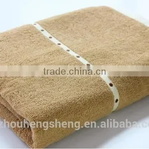 100% Cotton Terry Placement Print Luxury Bath Towel thumbnail-5