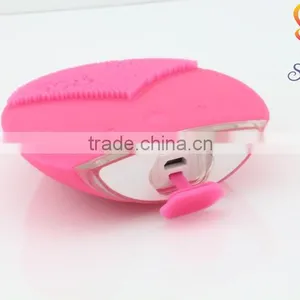 Handheld New Arrival Beauty Device Face Brush Face Cleansing Brush Natural Bristle Face Brush thumbnail-2