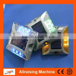 Solar Road Stud With 5 Colors Reflector thumbnail-1