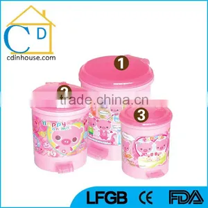 Plastic Foot Pedal Garbage Bin Home Kitchen Use thumbnail-1