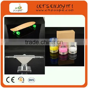 4 Wheel Maple Wood Skateboard thumbnail-1