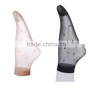 Invisible Women Skin Color Socks thumbnail-1