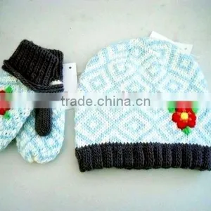Fashion Lady Acrylic Knitted Jacquard Mitten Hat Set With Embroidery thumbnail-1