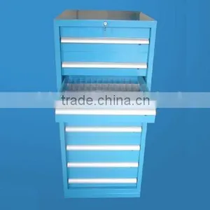 Metal Tool Cabinet thumbnail-5