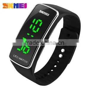 SKMEI Fashion LED Watch thumbnail-3