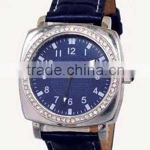 Fashion Square Bling Watch thumbnail-2