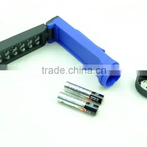 12 LED Work Torch Light Universal Rotating 4*AAA Battery Work Lamp Magnet Plastic thumbnail-4
