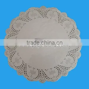White Round Doilies thumbnail-1
