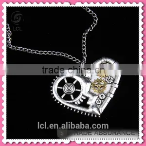 2015 Yiwu Fashion Imitation Jewelry Hot Sale Steampunk Necklace Gear Steam Heart Pendant Cameo Statement Necklace thumbnail-5