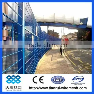 PVC Coated Diamond /American/European Wire Mesh Fence / Garden Fence Factory thumbnail-1