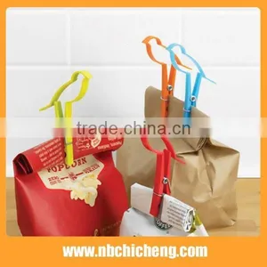Portable Bird Shape Plastic Clip for Bag thumbnail-1