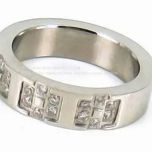 Fashion Jewelry Diamond Ring With Crystal For Young Women / Men thumbnail-5