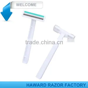 Cheap Plastic Razor thumbnail-1