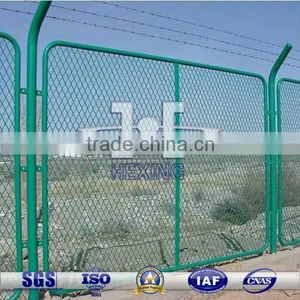 PVC Coated Diamond Hole Expanded Mesh Fence thumbnail-1