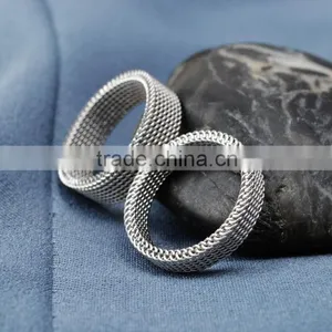 MOQ 3 Pair Cheap Price Guangzhou Whosale Jewelry Silver Couple Rings for Couple thumbnail-4