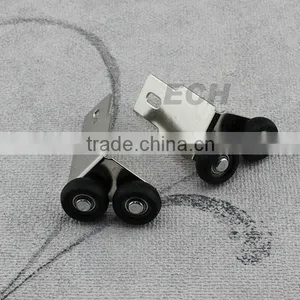 Hight Quality Iron Door Hanger Roller thumbnail-1