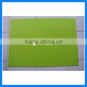 Needle Punched Nonwoven Fabric Green Viscose Shammy Cloth thumbnail-2