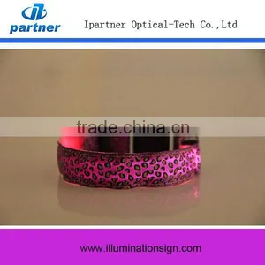New Fashioned Led Retracted Pet Collars thumbnail-1