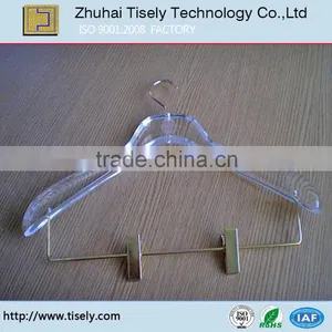 Plastic Clothes Hanger thumbnail-1