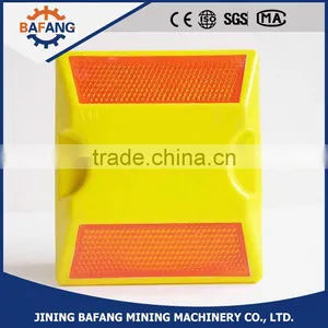 Plastic Traffic Safety Facility Factory Supplier Reflective Spike thumbnail-2