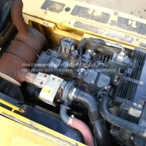 Использованный японский экскаватор Komatsu PC200-7 thumbnail-5