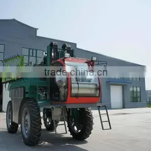 2016 New Hot-sale 3000L Self-Propelled Boom Sprayer thumbnail-2