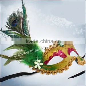 High Quality Beautiful Rhinestone Half Face Peacock Feather Party Mask thumbnail-1
