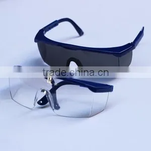 High Quality Plastic Retractable Goggles Stretch Goggles Welding Protection Goggles thumbnail-1