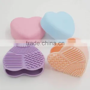 Wholesale Heart Shape Silicone Makeup Brushes Cleansing Tool, Pink Heart Shape Silicone Cleaner thumbnail-2