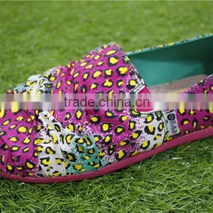 Fashion and Cheap Printing Cloth Shoes thumbnail-5