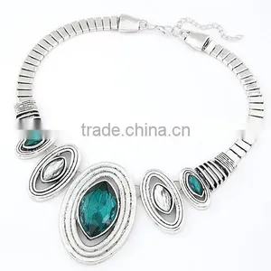 Hot!china Wholesale Fashion American and European Popular Exquisite Noble Crystal Silver Alloy Oval Charm Statement Necklace thumbnail-3