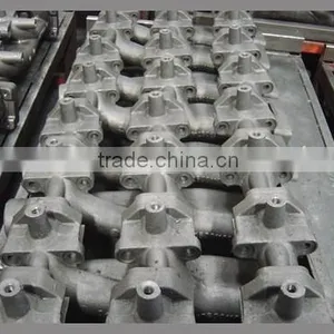 Heavy Duty Engine Cast Iron Exhaust Manifold thumbnail-1