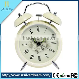 2016 New Vogue Alarm Fashion Style Wholesale Cheap Clock Quartz Clock Price thumbnail-1