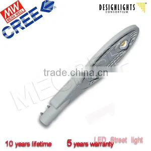 Unique Thermal Management Safety and Security Power Saving High Lumen Solar Post Lights thumbnail-1