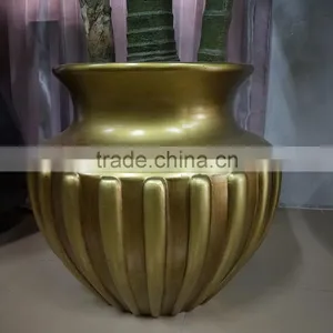 Large Fiberglass Flower Pots thumbnail-1