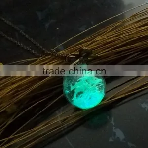 Silver Chain Glass Glowing Pendant Neckalce Glow in the Dark Cross Necklaces thumbnail-6