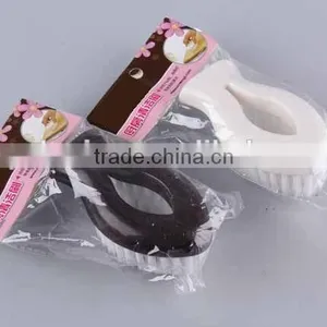 Fish-shaped Kitchen Cleaning Brush thumbnail-1