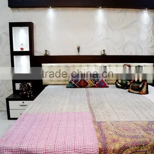 Indian Handmade Quilt Vintage Sari Stitched Kantha Bedspread Throw Cotton Blanket Ralli Gudari Home Decor Reversible Quilt thumbnail-1